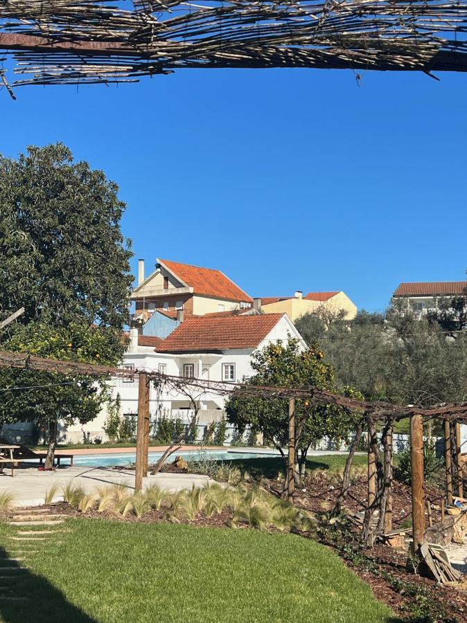 Willa Casa Bizarra Castanheira de Pera Zewnętrze zdjęcie